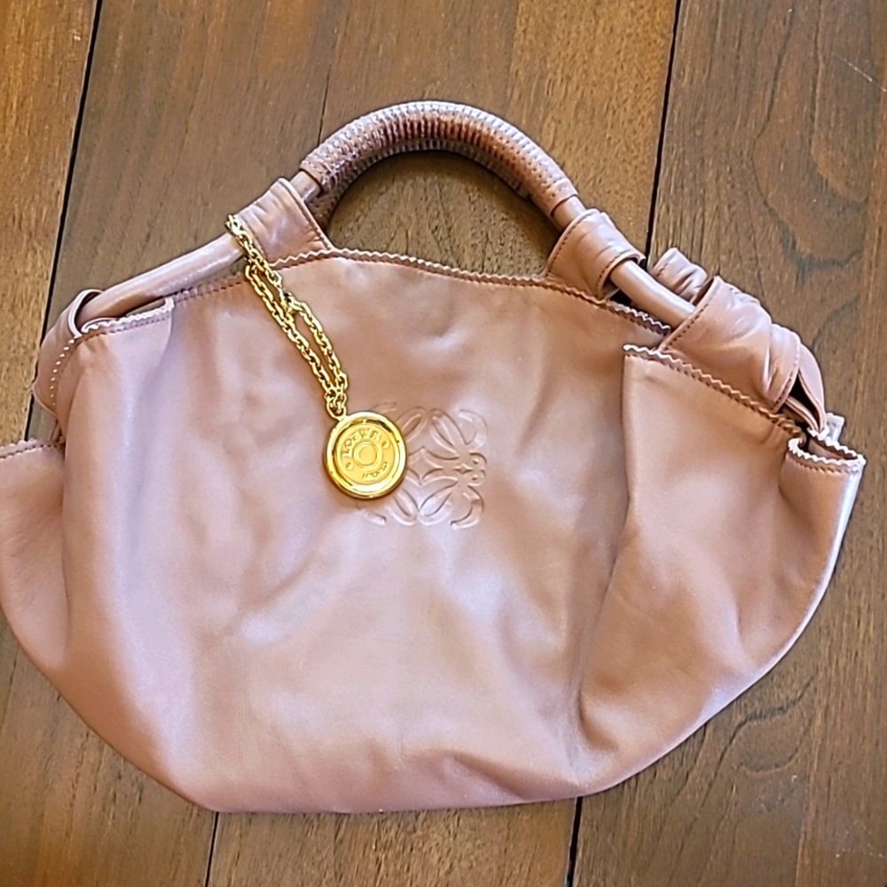 Loewe vintage leather Aire bag